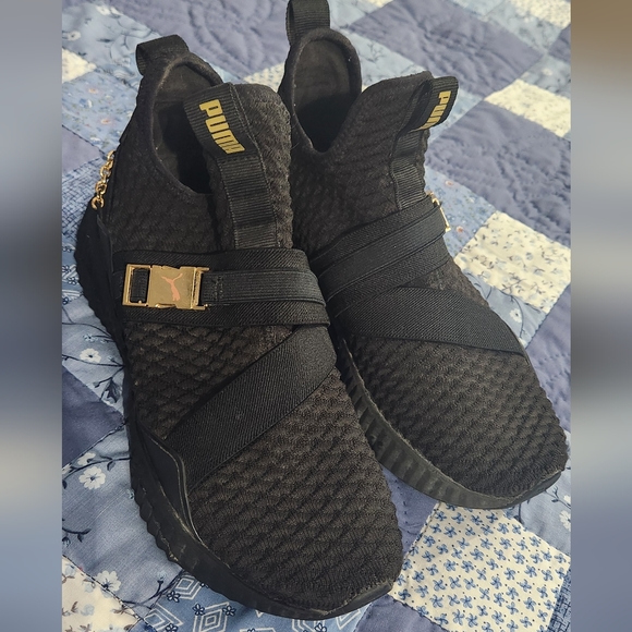 Puma chain shoes size 7 - Picture 1 of 3